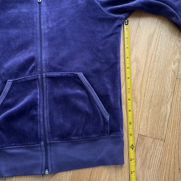 Juicy Couture Velour Top - Picture 9 of 10